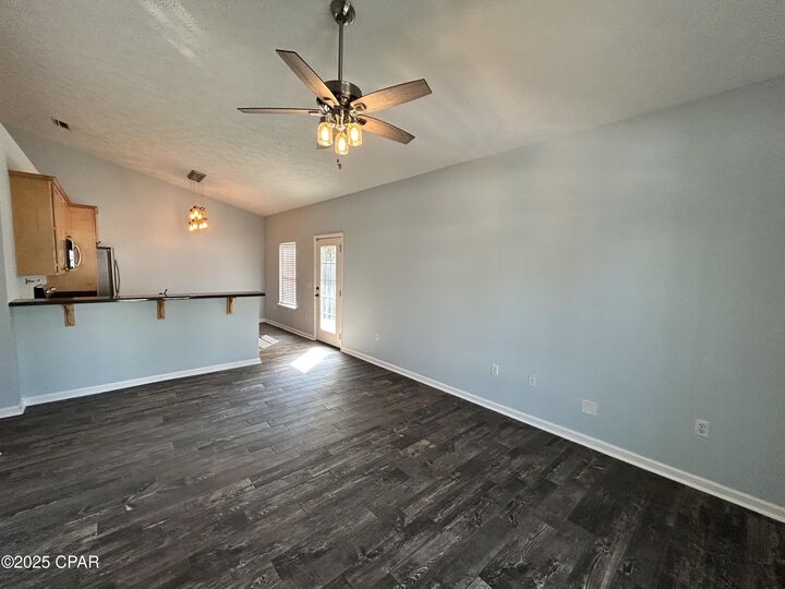 Property Photo:  2612 Oakmont Drive  FL 32404 