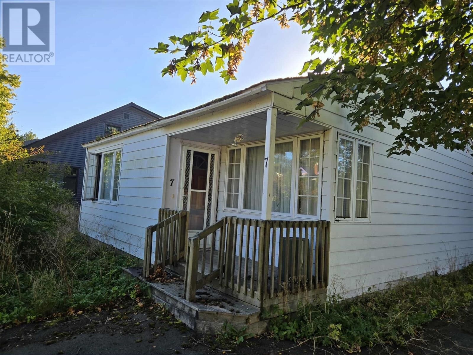 Property Photo:  7 Whiteway Place  NL A1B 1J7 