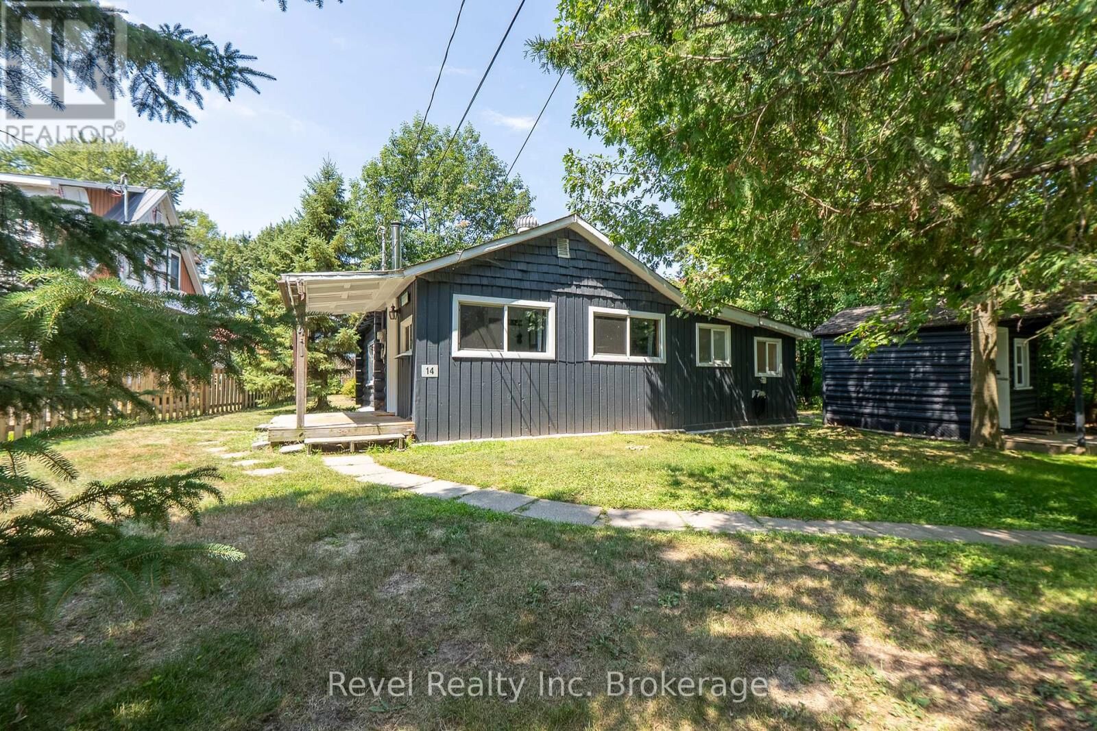 Property Photo:  14 Mowat Crescent  ON P1A 1R5