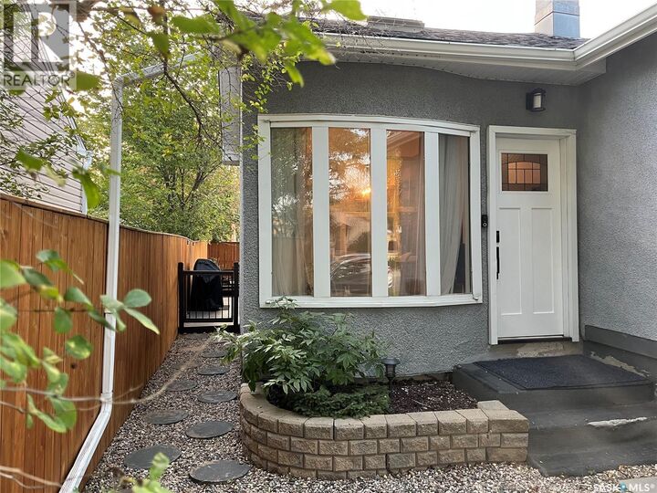 Property Photo:  1430 Royal Street  SK S4T 5A3