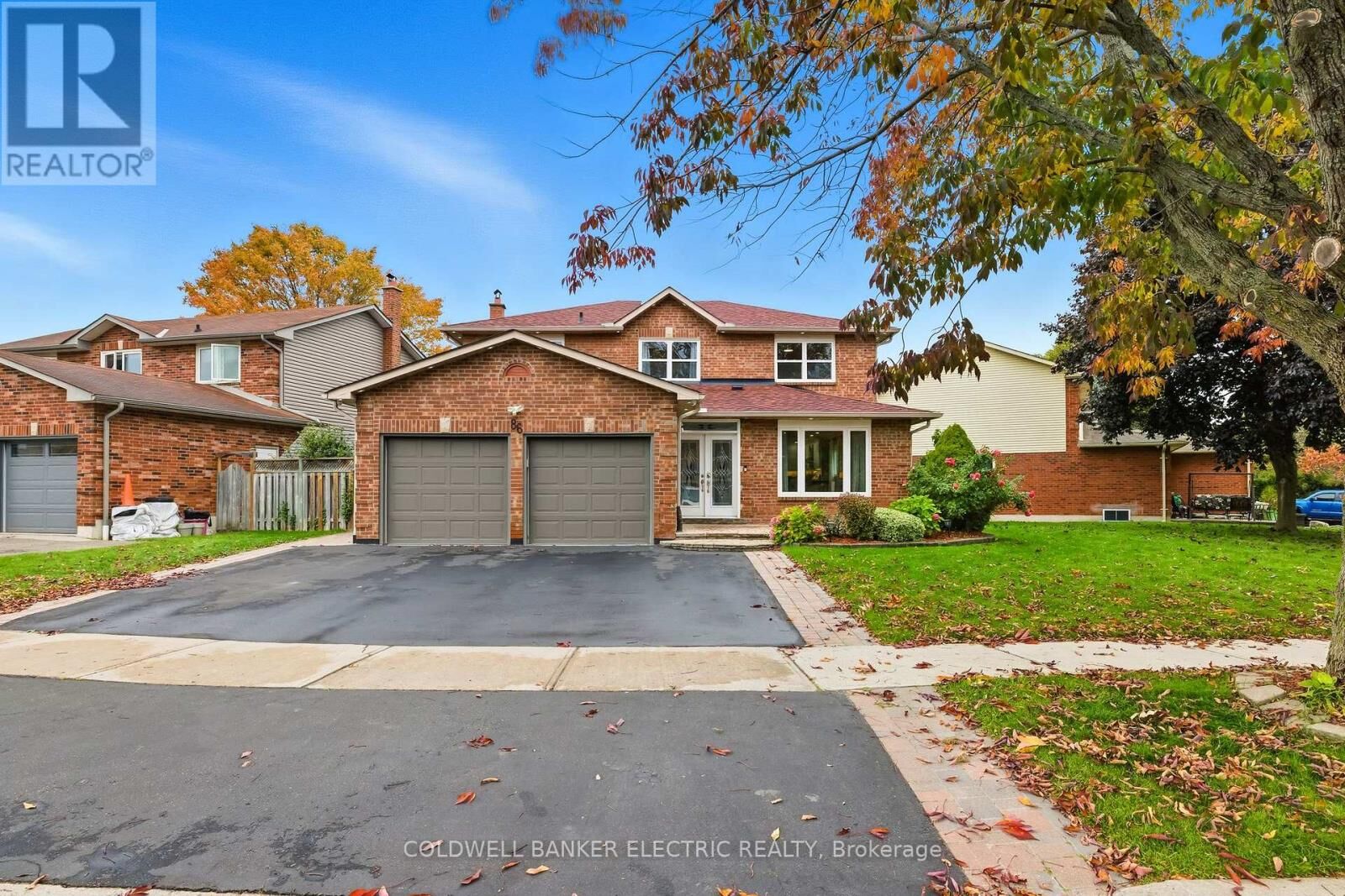 Property Photo:  86 Rollo Drive  ON L1S 7B7