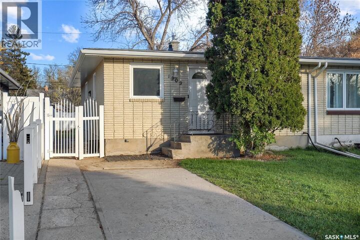 Property Photo:  1909 Arthur Street  SK S4T 4W6