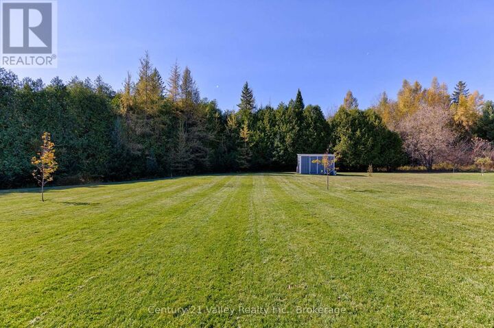 Property Photo: 62 Bochert Road ON K0J 1T0