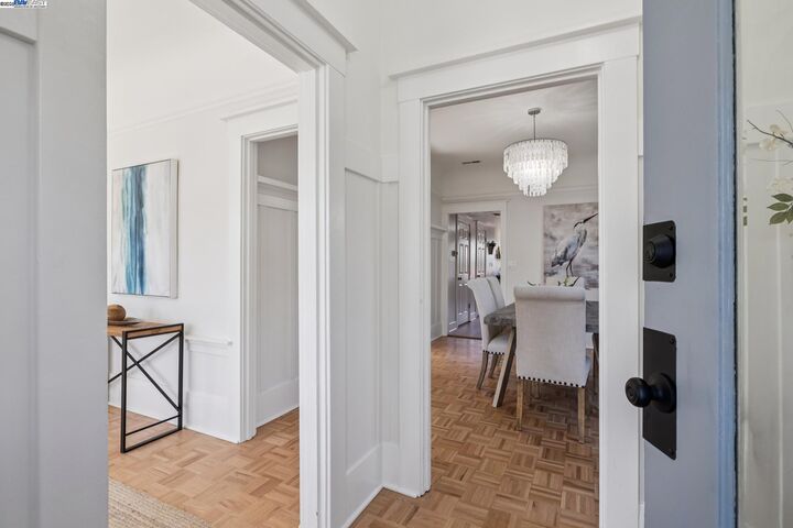 Property Photo: 935 Park Street CA 94501