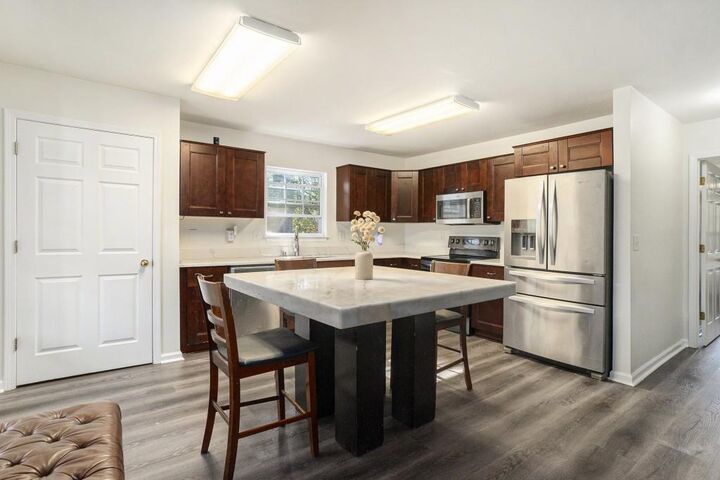 Property Photo: 6084 S Gordon Road GA 30168