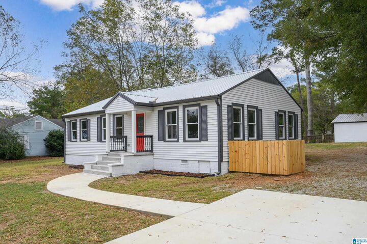 115 Carter Lane  Columbiana AL 35051 photo