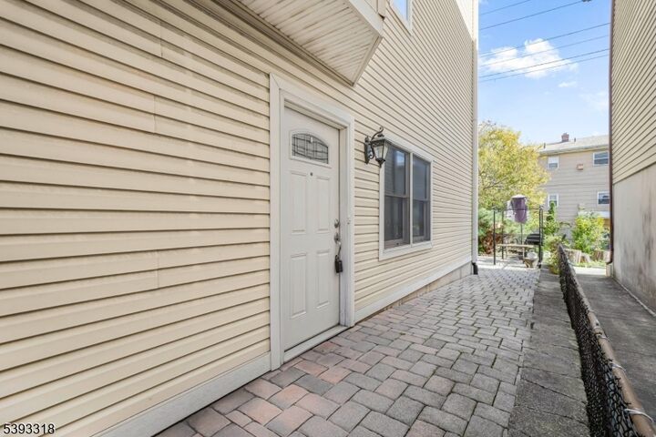 Property Photo: 284 John St 1R NJ 07010