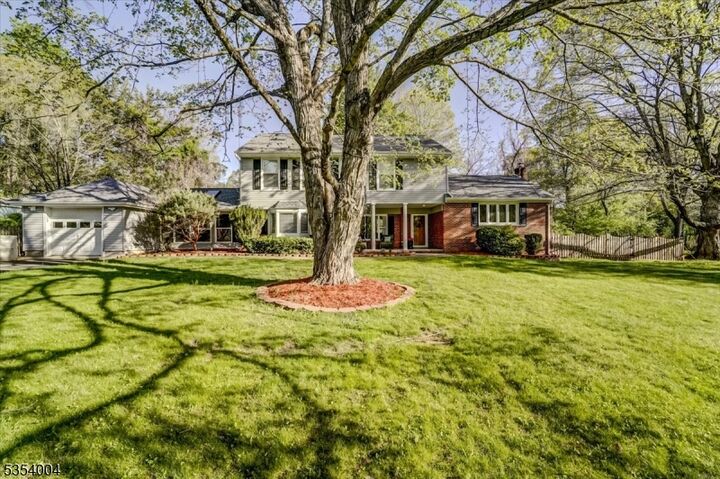 Property Photo:  5 Thoresen Rd  NJ 07059