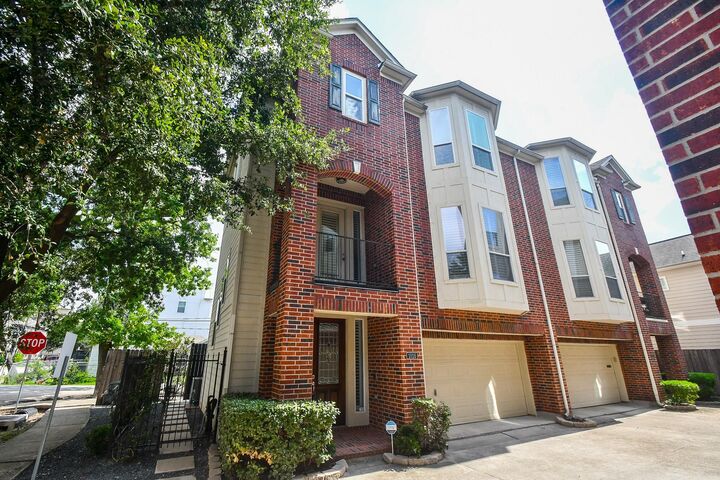 1016 Studer Street  Houston TX 77007 photo