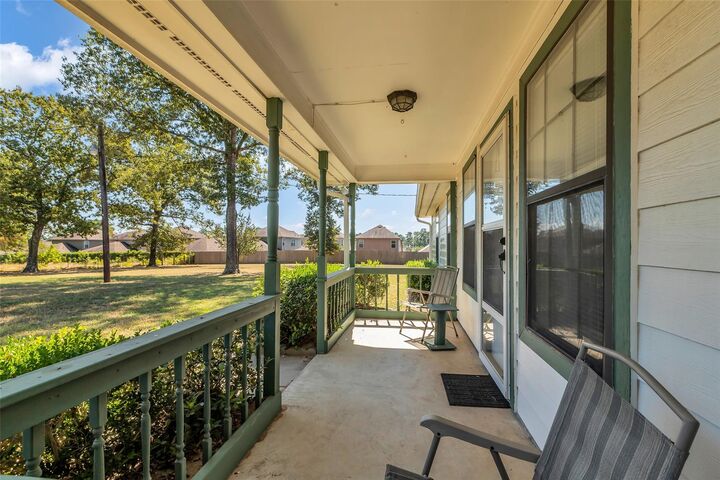 Property Photo:  13833 N Highway 75  TX 77378
