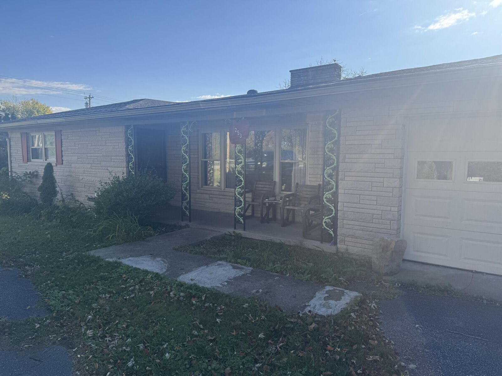 Property Photo:  253 W Laurel Road  KY 40741