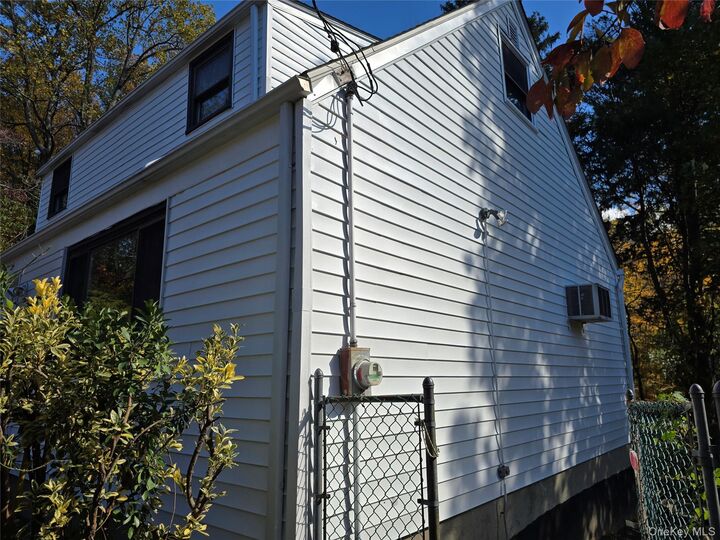 Property Photo: 24 Oakbrook Road NY 10562