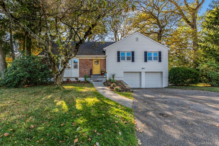 73 Hilary Circle  New Rochelle NY 10804 photo