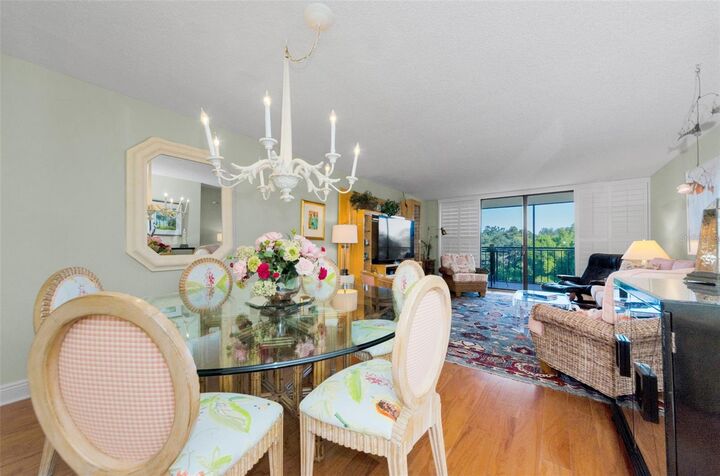 Property Photo:  220 Belleview Boulevard 305  FL 33756