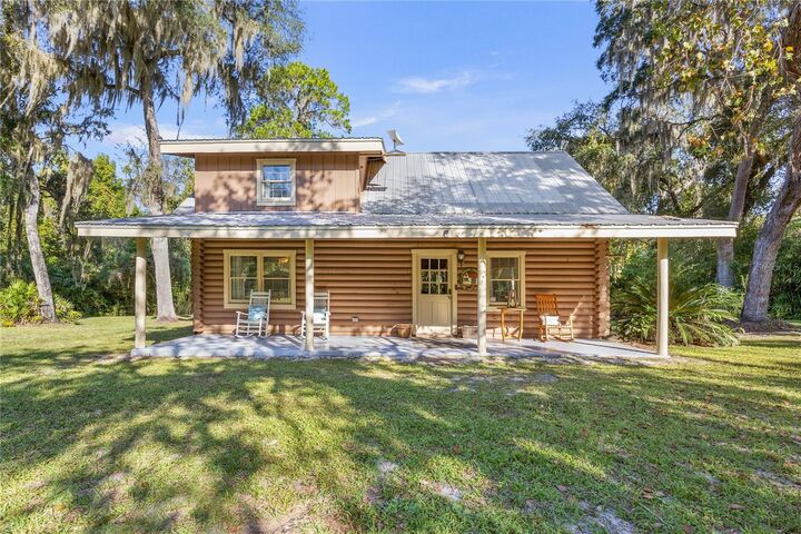 Property Photo:  11930 SE 225th Drive  FL 32640 