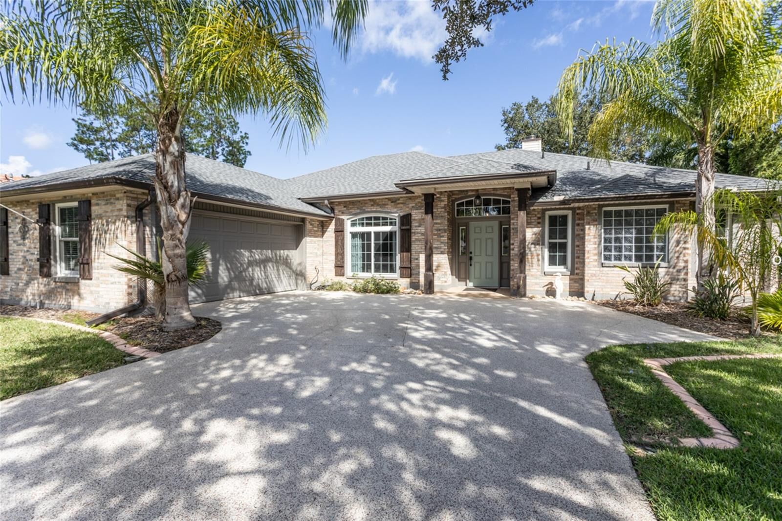 Property Photo: 10 Essington Lane FL 32164