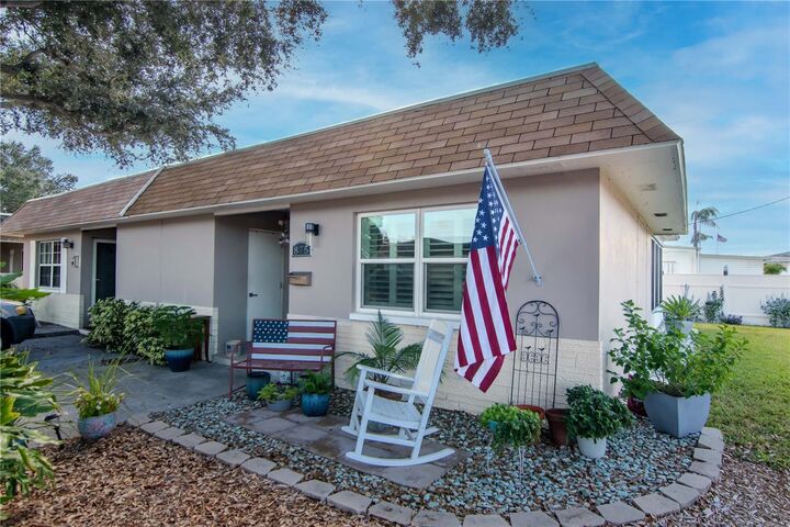 Property Photo:  875 Sky Loch Drive S  FL 34698