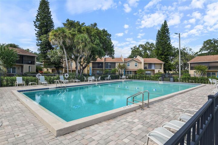 Property Photo:  1009 Grove St 1009  FL 32751 