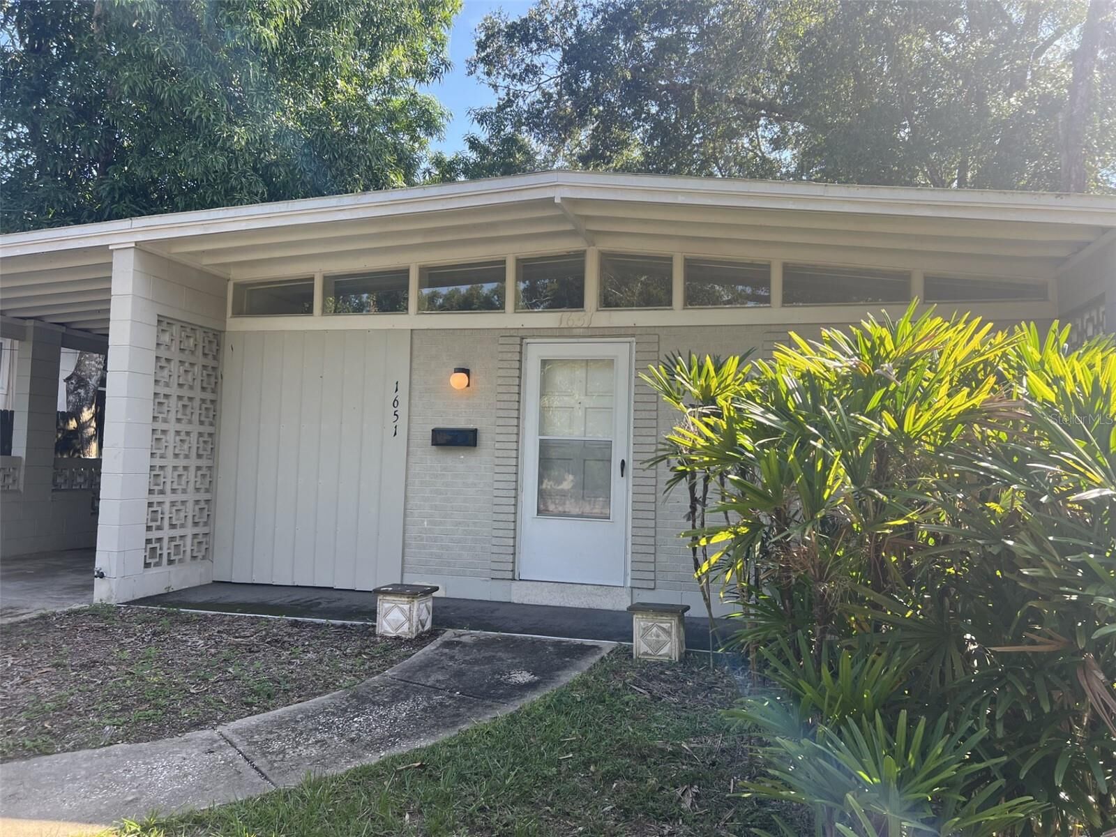 Property Photo: 1651 N Park Avenue FL 32789