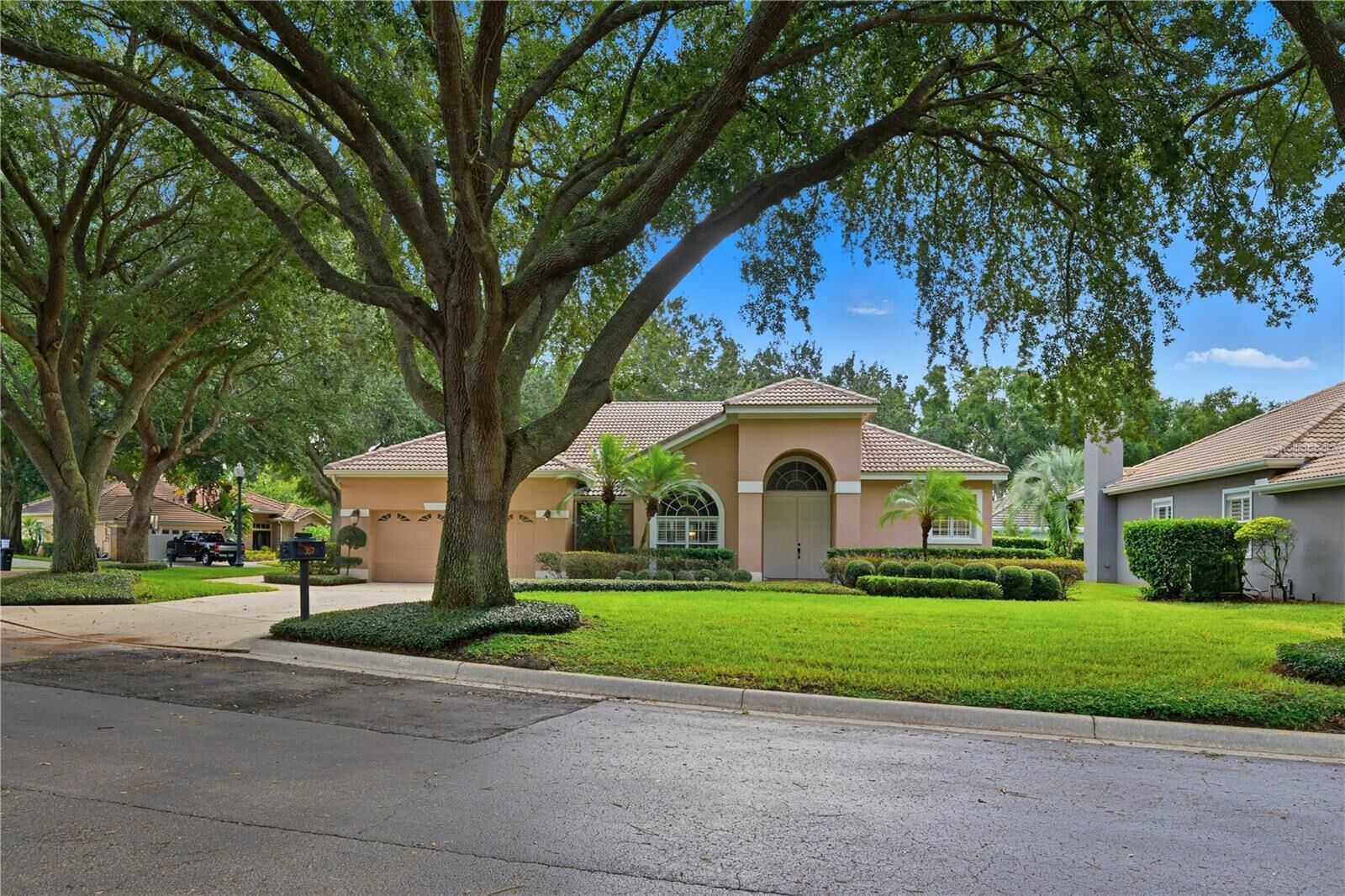 Property Photo: 357 Devon Place FL 32746