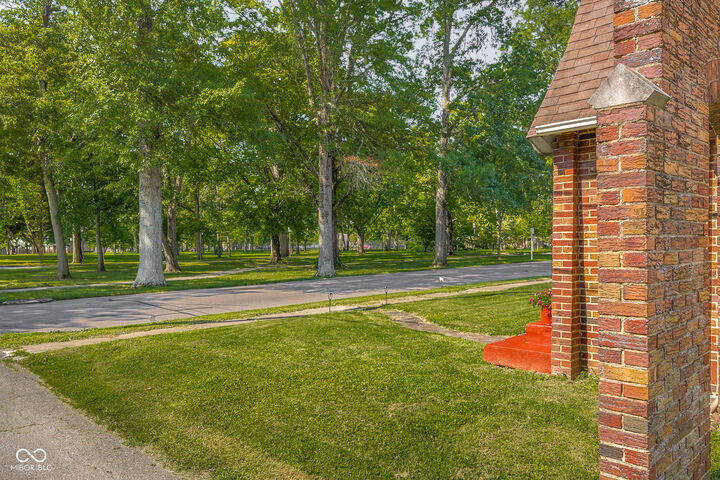 Property Photo:  720 22nd Street  IN 47201 