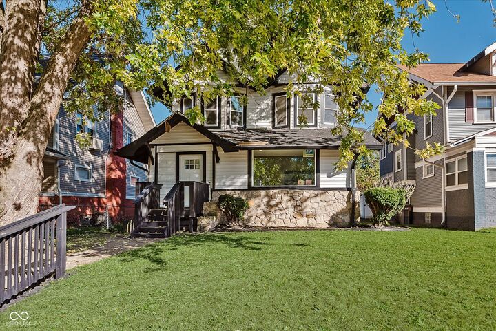 3033 N College Avenue  Indianapolis IN 46205 photo