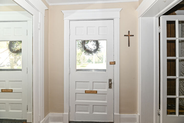 Property Photo:  148 Edward St  WI 53105