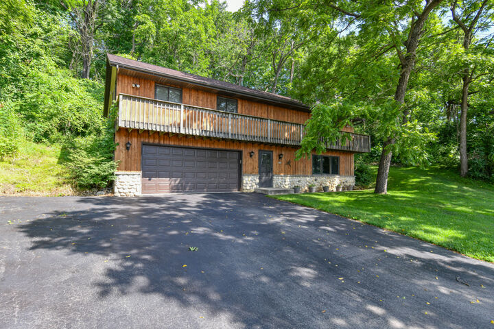 142 Riverside Dr  Waterford WI 53185 photo
