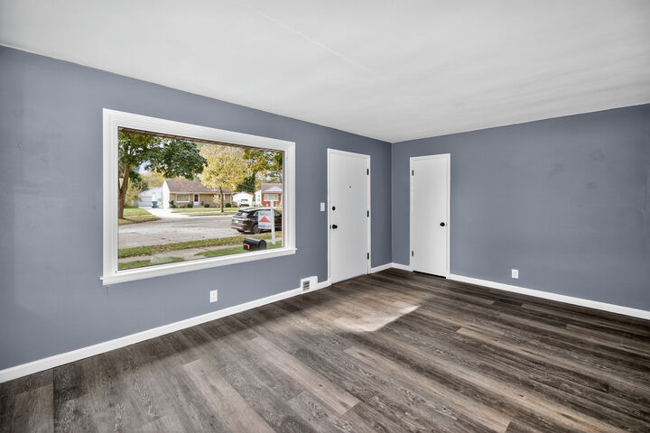 Property Photo:  2220 W Neil Pl  WI 53209 