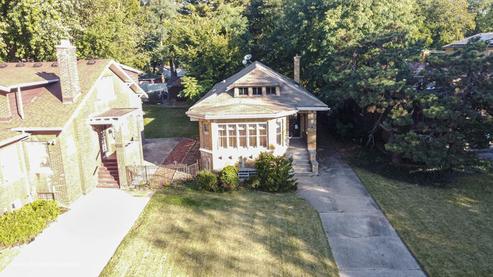 10868 S Prospect Avenue  Chicago IL 60643 photo