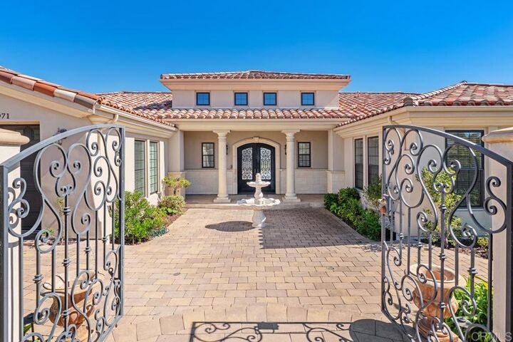 Property Photo:  5971 La Jolla Mesa Drive  CA 92037 