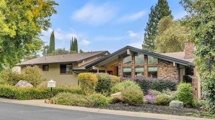 Property Photo:  3905 N Lakeshore Boulevard  CA 95650