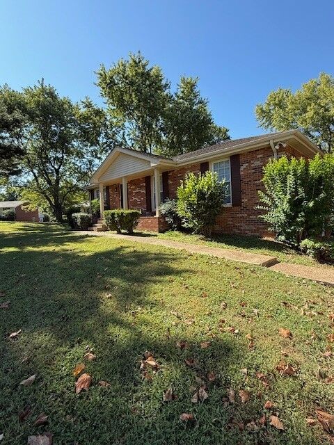 Property Photo:  831 Forrest Glen Dr  TN 37138 