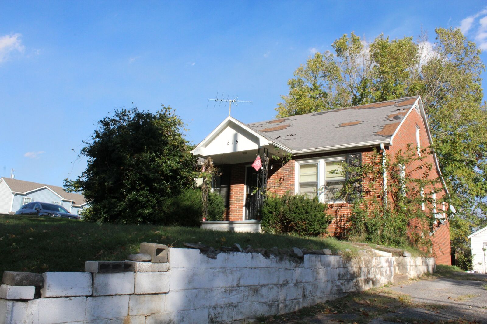 Property Photo: 815 Cumberland Dr TN 37040
