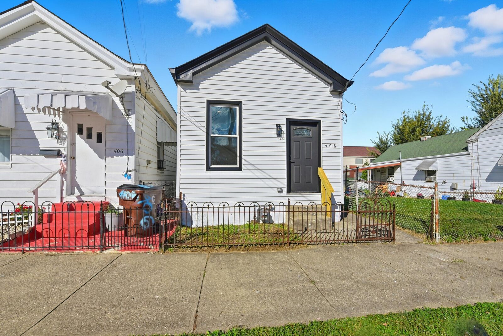 Property Photo: 408 E 16th Street KY 41014