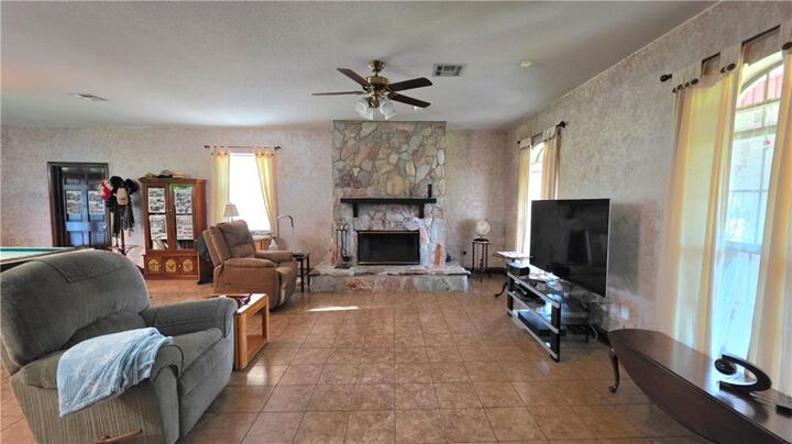 Property Photo:  1204 Epsilon Street  LA 70037