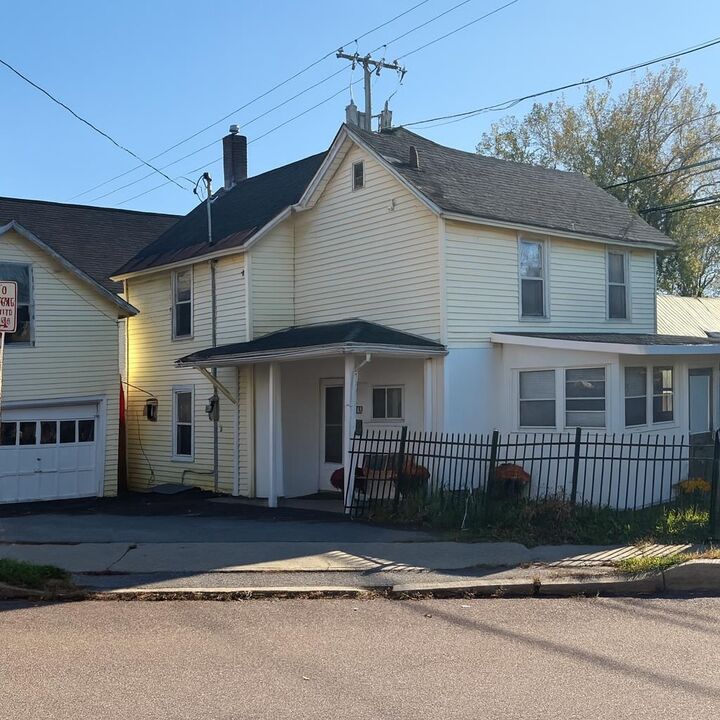 102 Union Street  Winooski VT 05404 photo