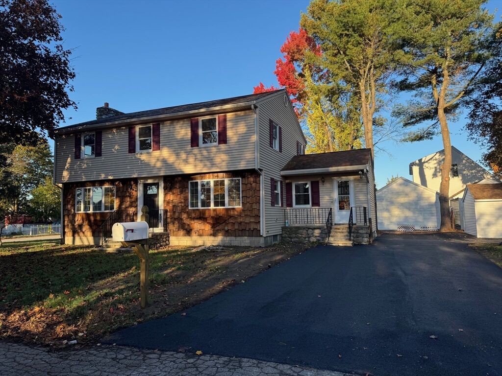 Property Photo:  2 Goodrich Ave  MA 01844 