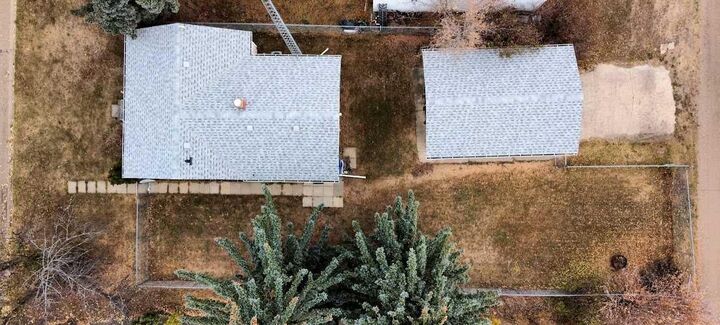 Property Photo:  4922 48 Street  AB T0B 4C0