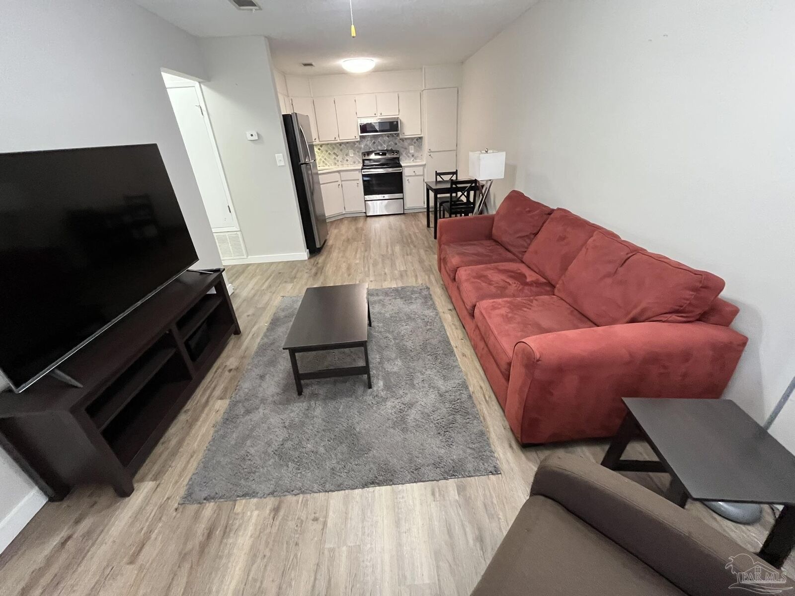 Property Photo:  1271 Redwood Ln  FL 32563 
