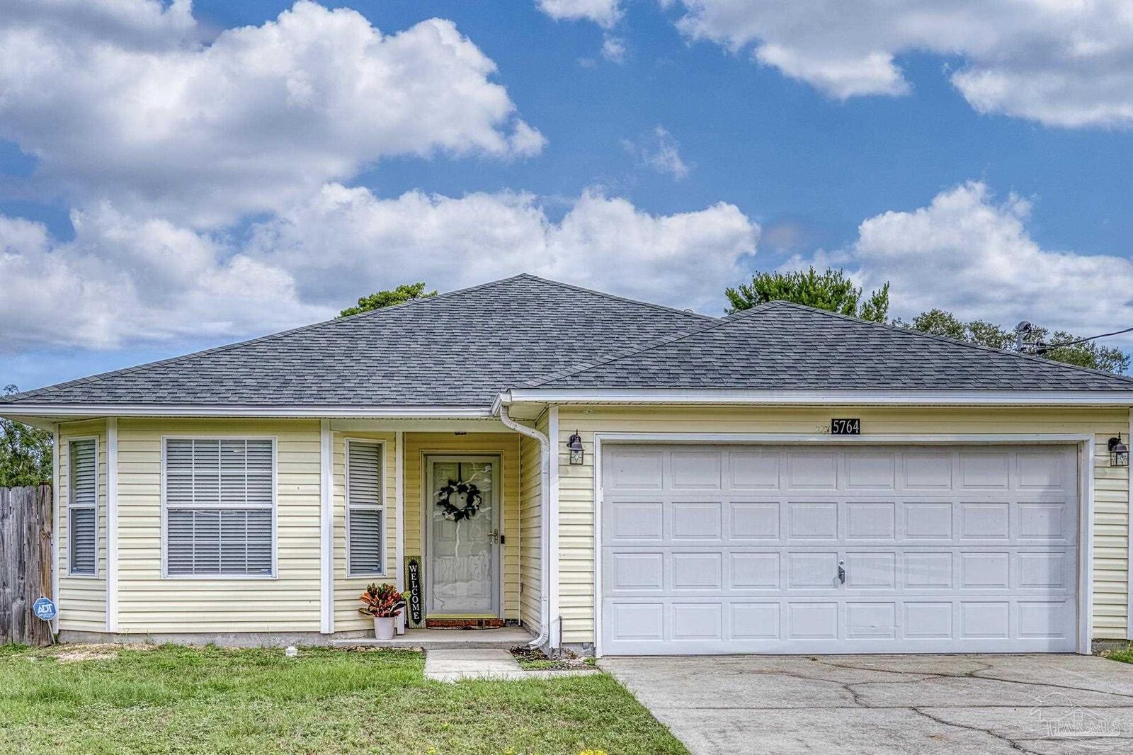 Property Photo:  5764 Government Dr  FL 32563 