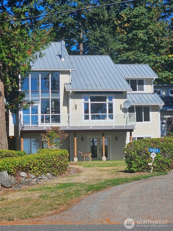 Property Photo:  10405  Samish Island Road  WA 98232