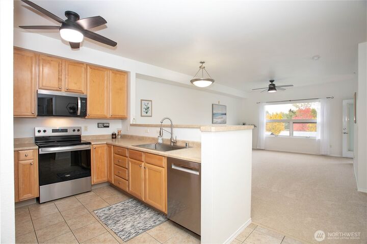 512  Darby Drive 212  Bellingham WA 98226 photo