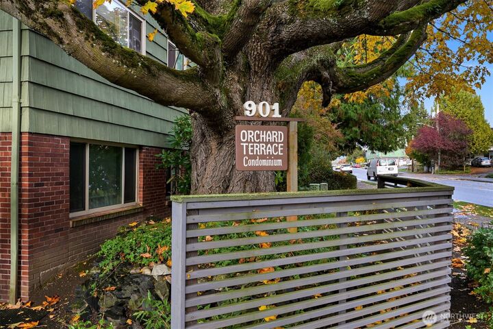 Property Photo:  901 N  Forest Street 107  WA 98225 