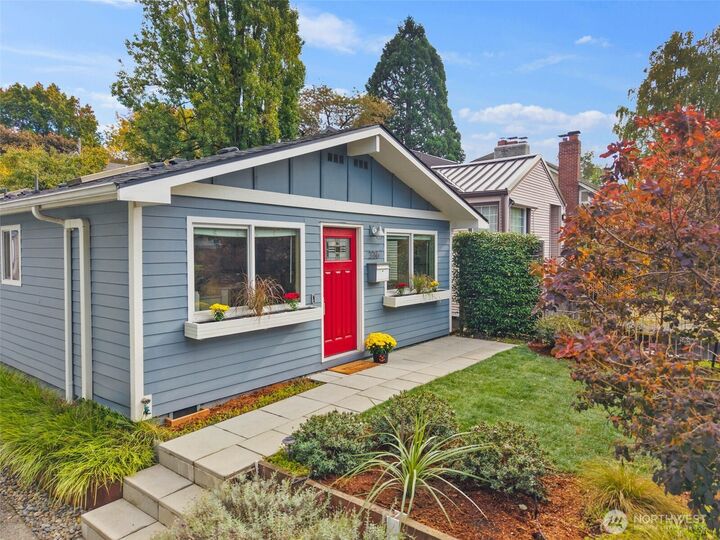 Property Photo: 336 27th Avenue WA 98122