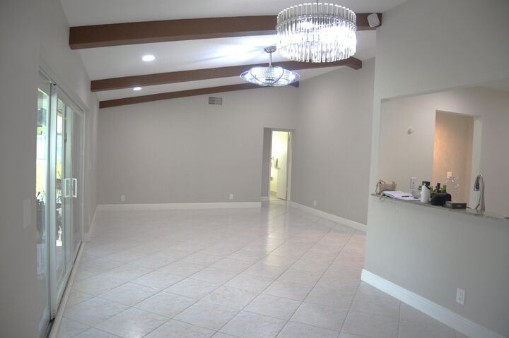 Property Photo: 9746 Lancaster Place FL 33434