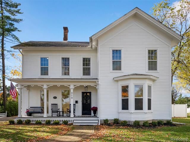 Property Photo:  319 Chandler Street  MI 48065