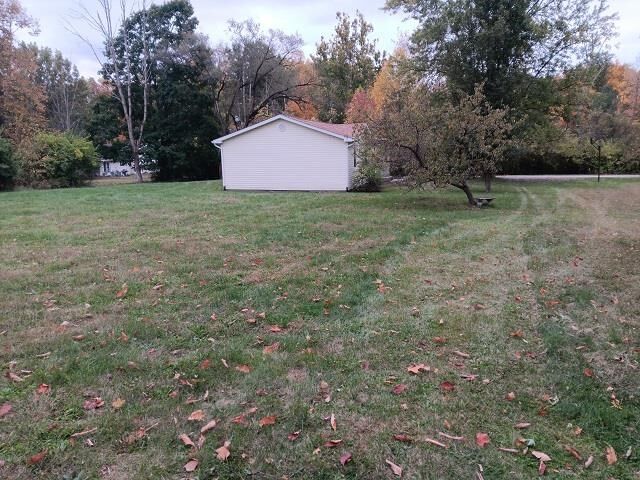 Property Photo:  2331 W Cart Road  IN 47374