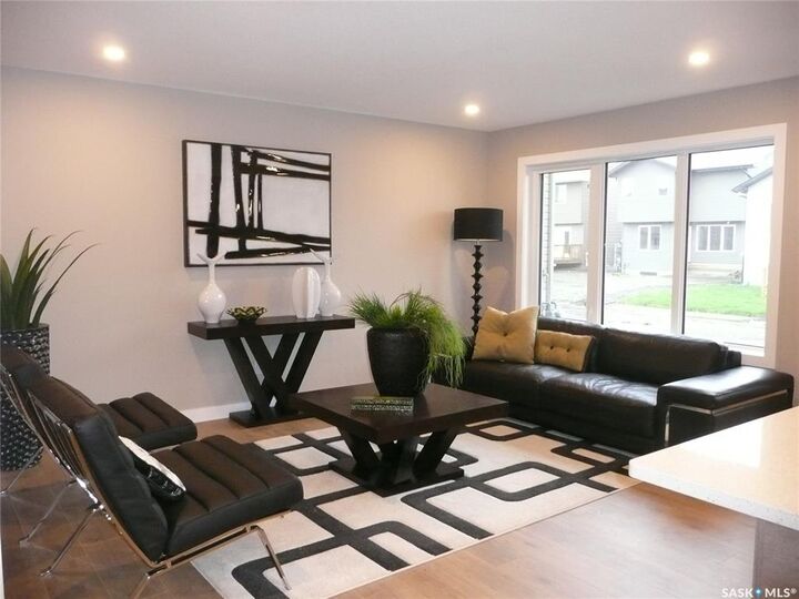 Property Photo:  354 Asokan Bend  SK S7V 1V9