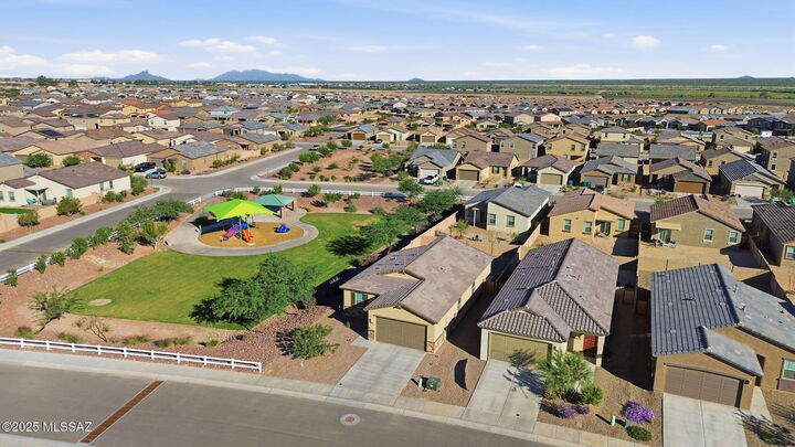 Property Photo:  10516 W Washburn Street  AZ 85653 